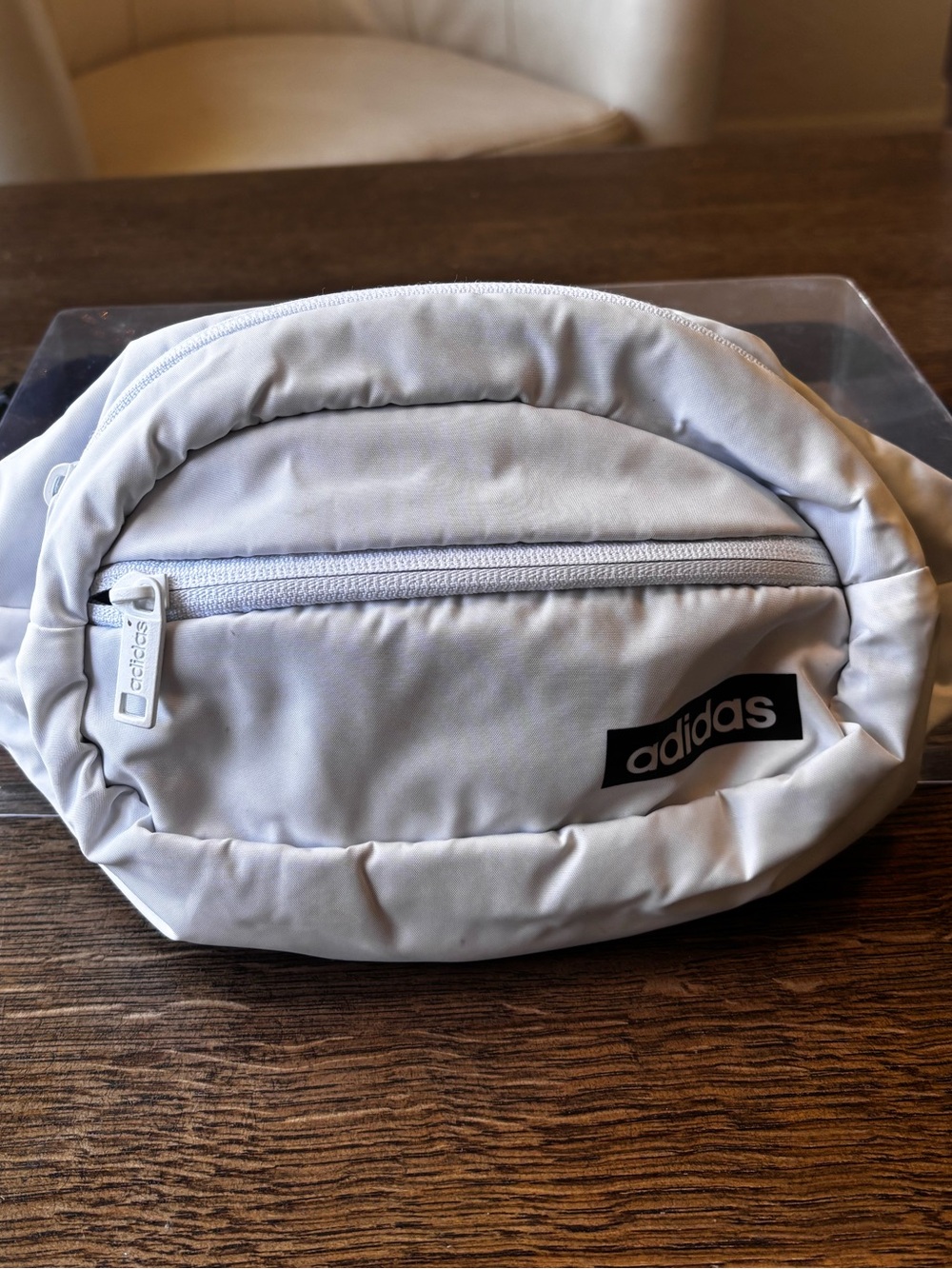 adidas‎ white Fanny Pack - Belt Bag with Front Zip Pocket unisex